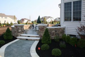 20180320-stone-raised-patio-wall