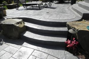 Stamped-concrete-patio-and-steps